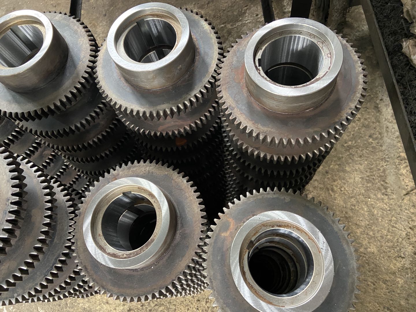 ��������